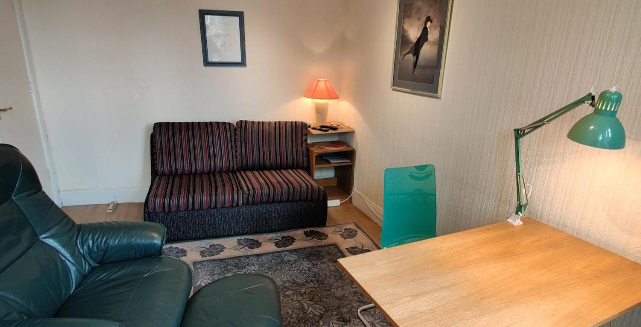 Royal Mile Apartment, 1 Minute From The Castle. Edinburgh Exterior photo